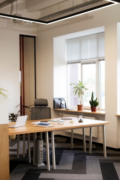 Iluminatul inteligent în birouri – eficiență și productivitate