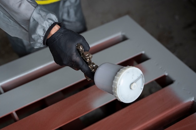Soluții moderne de protecție anticorozivă pentru structurile metalice din depozite
