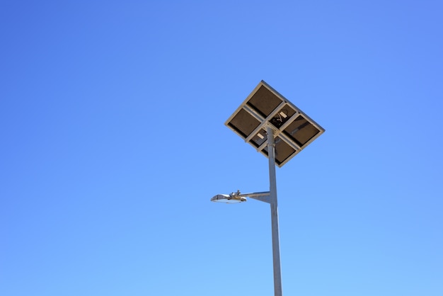 Automatizarea iluminatului în ferme – eficiență și control inteligent